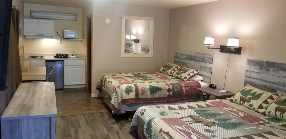 The Idaho Lodge & Rv Park Bonners Ferry Bagian luar foto