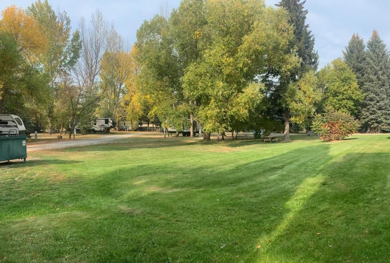 The Idaho Lodge & Rv Park Bonners Ferry Bagian luar foto
