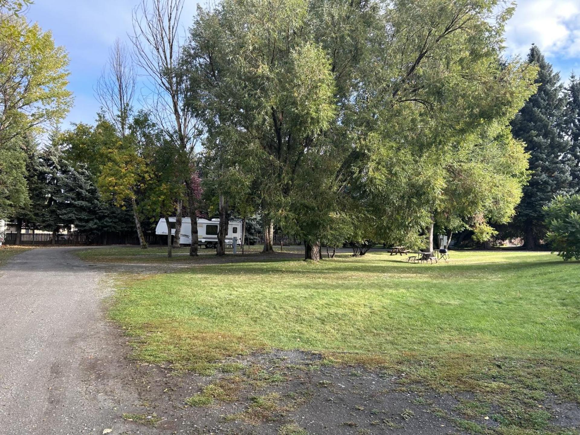 The Idaho Lodge & Rv Park Bonners Ferry Bagian luar foto